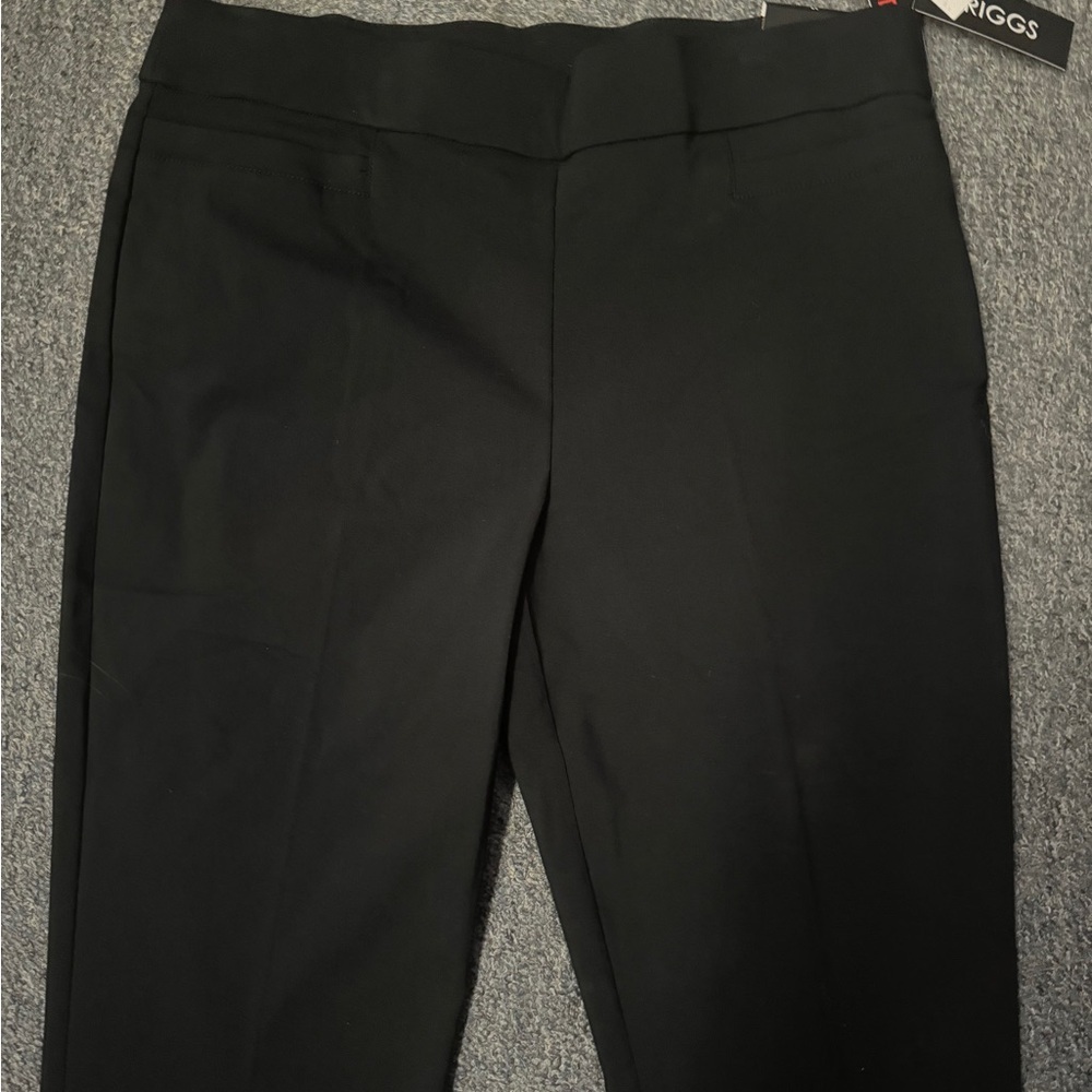 Briggs New York Black Straight Leg Pants Sleek Tailored Design - Picture 5 of 10